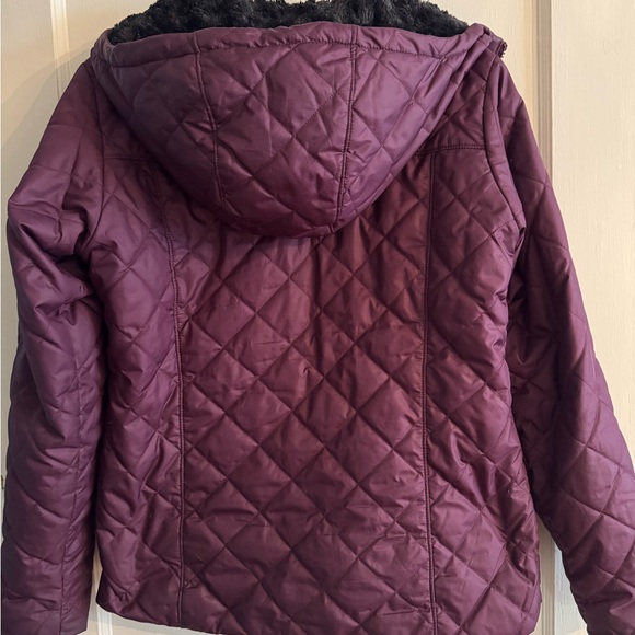Columbia winter puffer with cozy faux fur inner - Picture 2 of 4